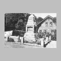 022-0059 Das  Heldendenkmal in Goldbach..jpg